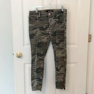 Express Camo ankle legging